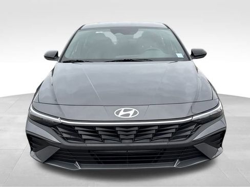 New 2026 Hyundai Elantra Sport FWD image 8