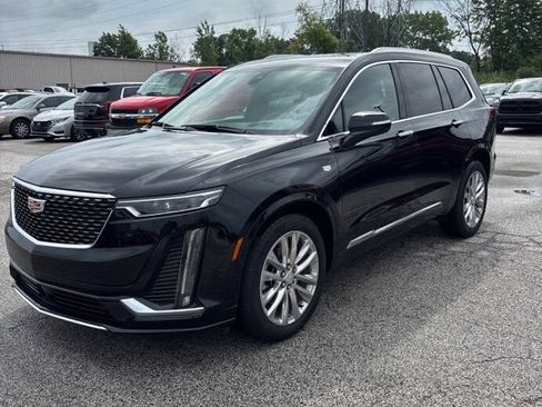 Used 2025 Cadillac XT6 Premium Luxury w/ Technology Package AWD/4WD image 1