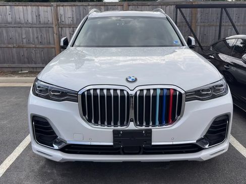 Used 2022 BMW X7 xDrive40i w/ Premium Package AWD/4WD image 12