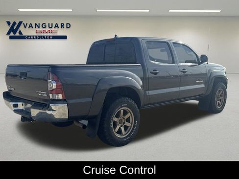 Used 2015 Toyota Tacoma PreRunner w/ SR5 Package image 5