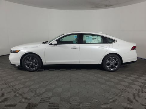 New 2026 Honda Accord EX-L image 7