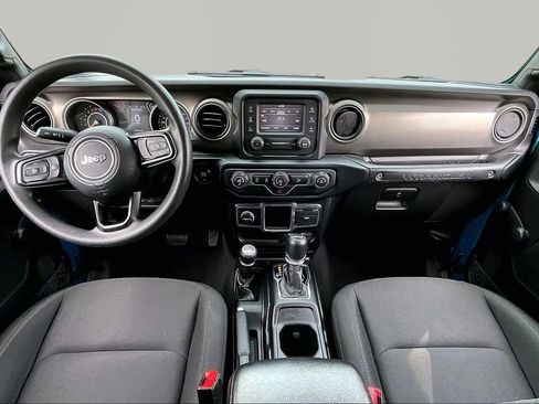 Used 2019 Jeep Wrangler Unlimited Sport AWD/4WD image 7