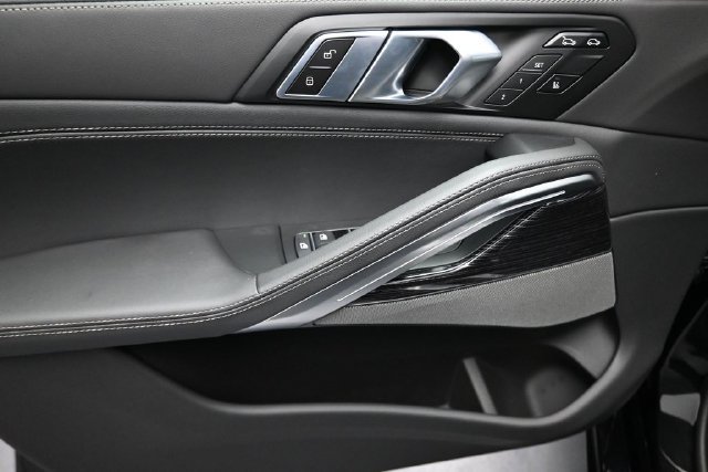 New 2027 BMW X6 xDrive40i AWD/4WD image 18