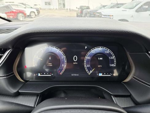 Used 2023 Jeep Grand Cherokee Laredo w/ Luxury Tech Group I image 21