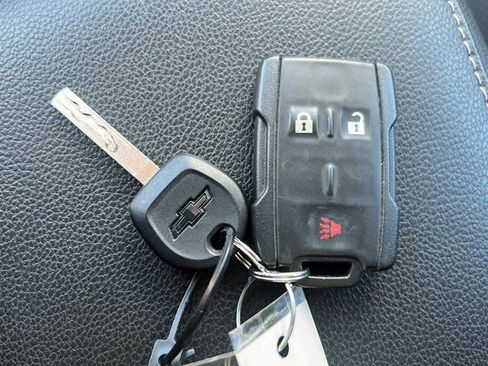 Used 2022 Chevrolet Colorado LT w/ Fleet Safety Package image 25