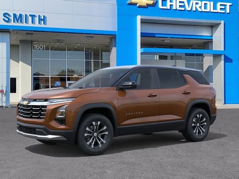 New 2027 Chevrolet Equinox LT w/ Safety and Technology Package FWD image 2