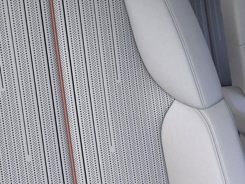New 2026 Cadillac Vistiq Sport w/ LPO, Floor Liner Package AWD/4WD image 21