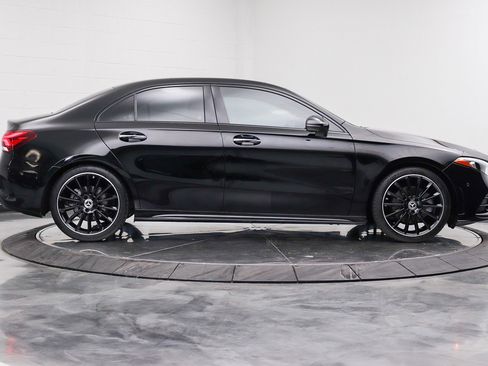 Used 2021 Mercedes-Benz A 220 w/ AMG Line image 6