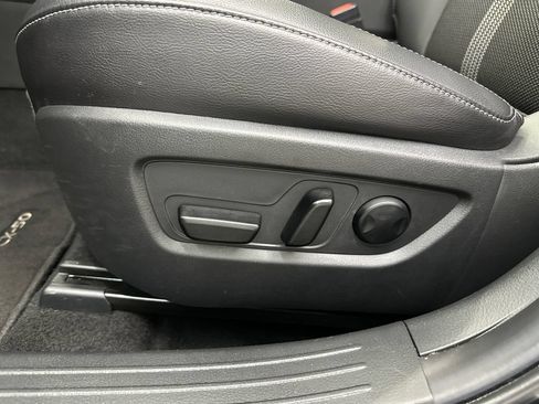 Used 2025 MAZDA CX-50 AWD 2.5 S w/ Premium Package image 10