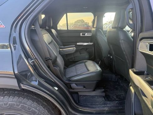 Used 2022 Ford Explorer Timberline w/ Timberline Technology Package AWD/4WD image 13