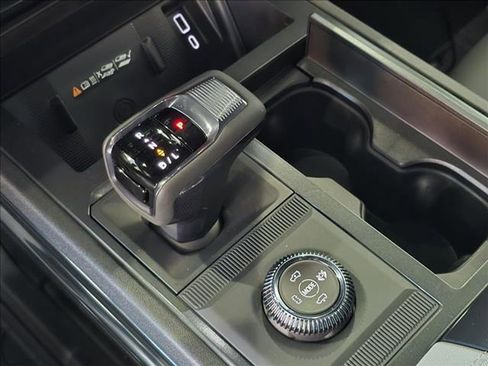 New 2026 GMC Hummer EV SUV image 9