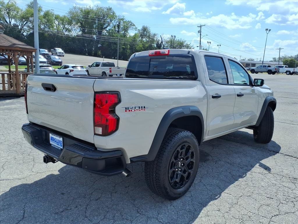 New 2026 Chevrolet Colorado Trail Boss AWD/4WD image 4
