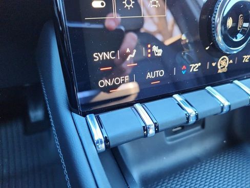 New 2026 GMC Terrain Elevation w/ Elevation Premium Package AWD/4WD image 15