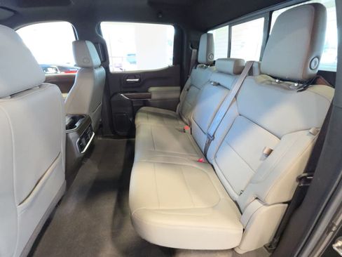 Used 2019 GMC Sierra 1500 SLT w/ SLT Convenience Package AWD/4WD image 31