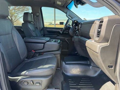 Used 2024 Chevrolet Silverado 2500 LTZ AWD/4WD image 9
