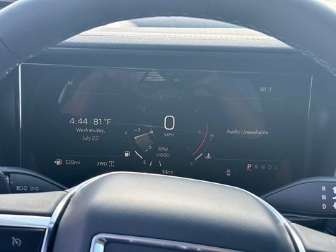 New 2027 GMC Terrain Elevation w/ Technology Package II AWD/4WD image 21