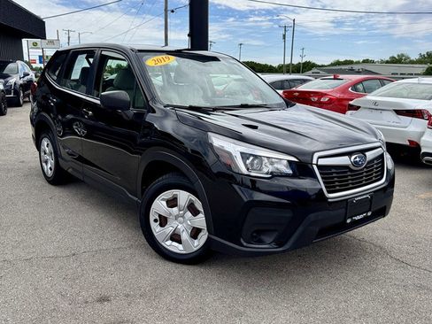 Used 2019 Subaru Forester AWD/4WD image 2