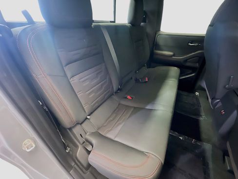 Used 2024 Nissan Frontier PRO-4X w/ Off-Road Protection Package image 17