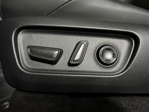 Used 2026 Toyota 4Runner TRD Off-Road Premium w/ Tow Technology Package image 12