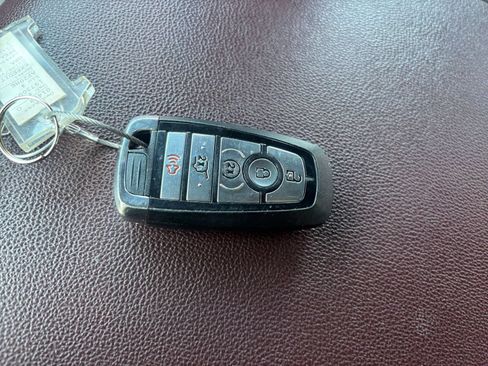 Used 2024 Ford Expedition Limited AWD/4WD image 22
