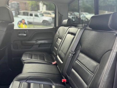 Used 2017 GMC Sierra 2500 Denali w/ Duramax Plus Package AWD/4WD image 13