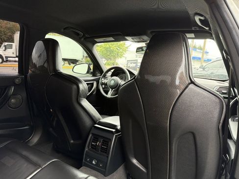 Used 2015 BMW M3 RWD image 31
