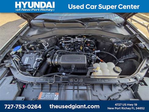 Used 2023 Ford Explorer XLT w/ Equipment Group 202A image 16