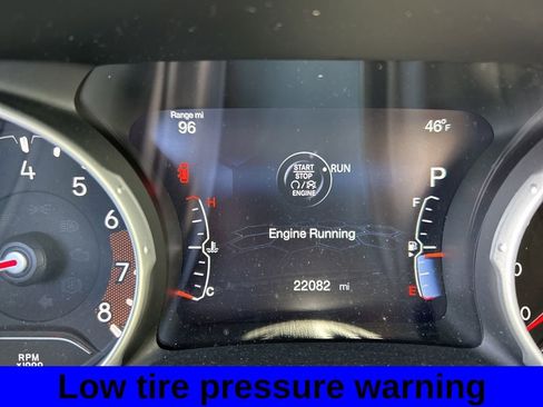 Used 2018 Jeep Compass Limited AWD/4WD image 10