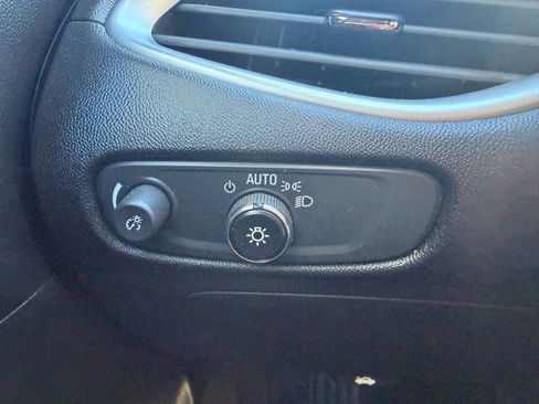 Used 2023 Chevrolet Malibu LT FWD image 15
