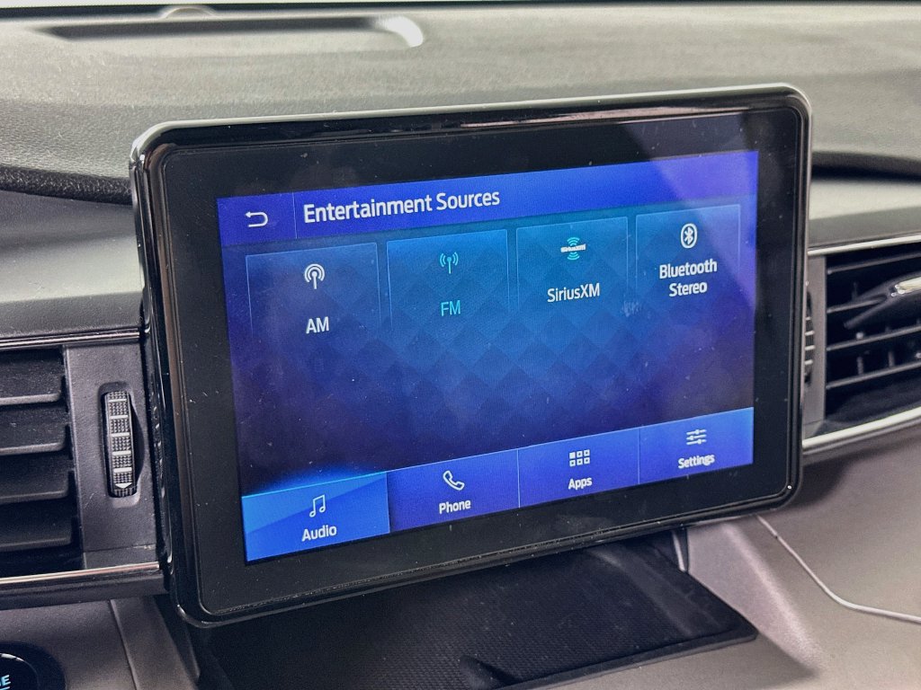Used 2023 Ford Explorer XLT w/ Equipment Group 202A RWD image 30