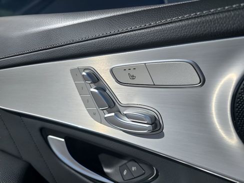 Used 2022 Mercedes-Benz GLC 300 4MATIC Coupe image 18