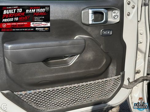 Used 2022 Jeep Wrangler Sport AWD/4WD image 15