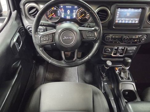 Used 2021 Jeep Wrangler Unlimited Sport AWD/4WD image 7