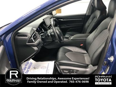 Used 2023 Toyota Camry SE AWD/4WD image 11