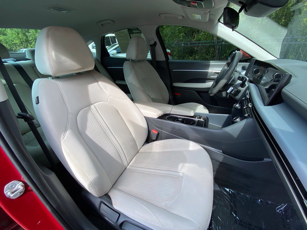 Used 2025 Hyundai Sonata SEL FWD image 38