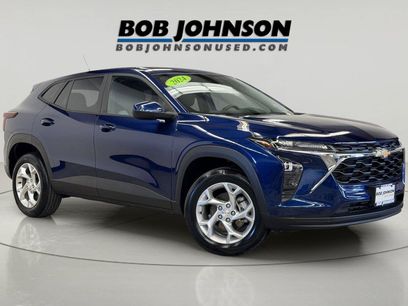 Used 2024 Chevrolet Trax LS w/ LS Convenience Package