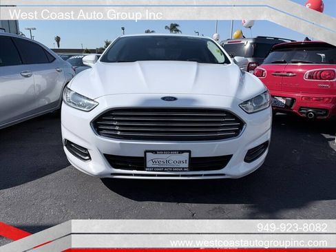 Used 2016 Ford Fusion SE FWD image 18
