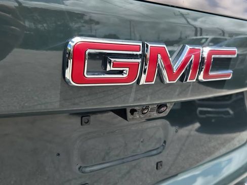 New 2026 GMC Yukon XL AT4 Ultimate AWD/4WD image 11