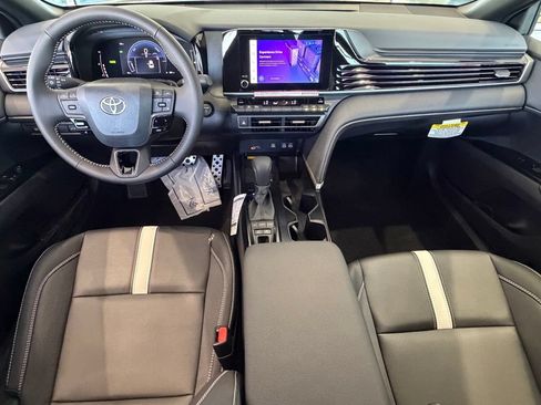 Certified 2026 Toyota Camry SE w/ Convenience Package FWD image 33