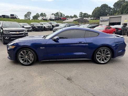 Used 2015 Ford Mustang GT Premium RWD image 9
