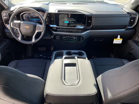 New 2026 Chevrolet Silverado 3500 LT image 17