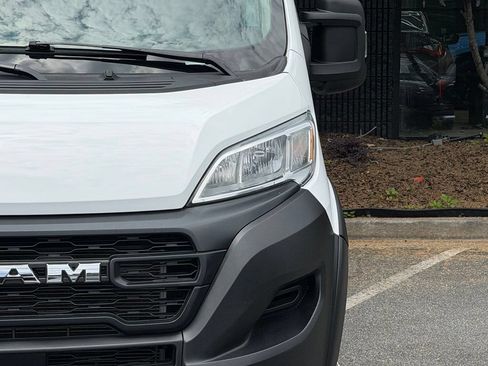 Used 2025 RAM ProMaster 2500 w/ Convenience Group FWD image 5