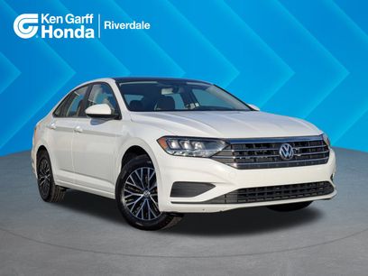 Used 2020 Volkswagen Jetta SE w/ SE Cold Weather Package
