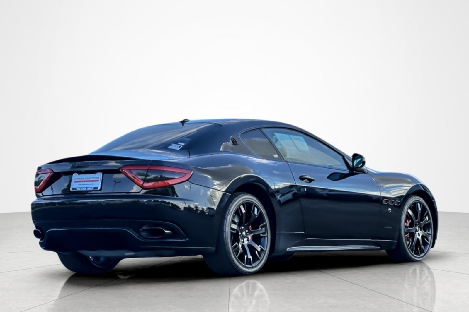 Used 2012 Maserati GranTurismo S RWD image 5
