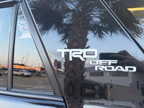 Used 2021 Toyota 4Runner TRD Off-Road AWD/4WD image 20