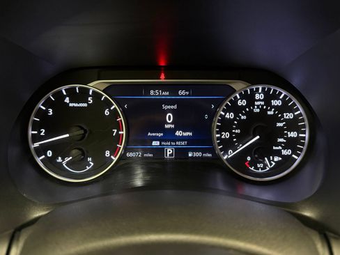 Used 2024 Nissan Sentra SV FWD image 13