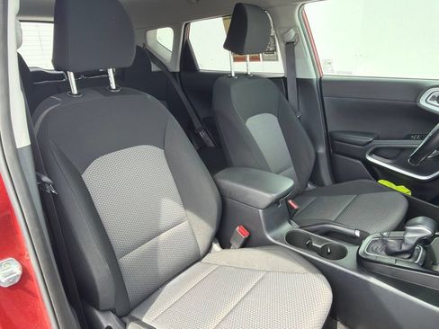 Used 2021 Kia Soul X-Line FWD image 5