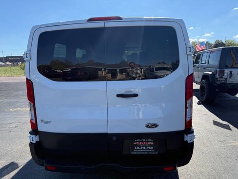 Used 2017 Ford Transit 150 XL image 6