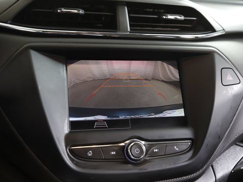 Used 2021 Chevrolet TrailBlazer LS FWD image 16