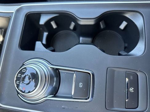 New 2024 Ford Edge SE w/ Black Appearance Package image 27